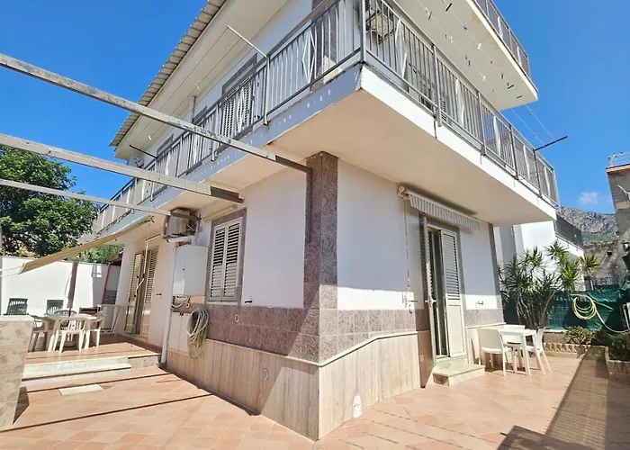 Spina Tatil Evi